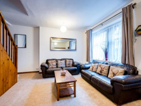 Pass the Keys 3 Bedroom Cottage in Cupar